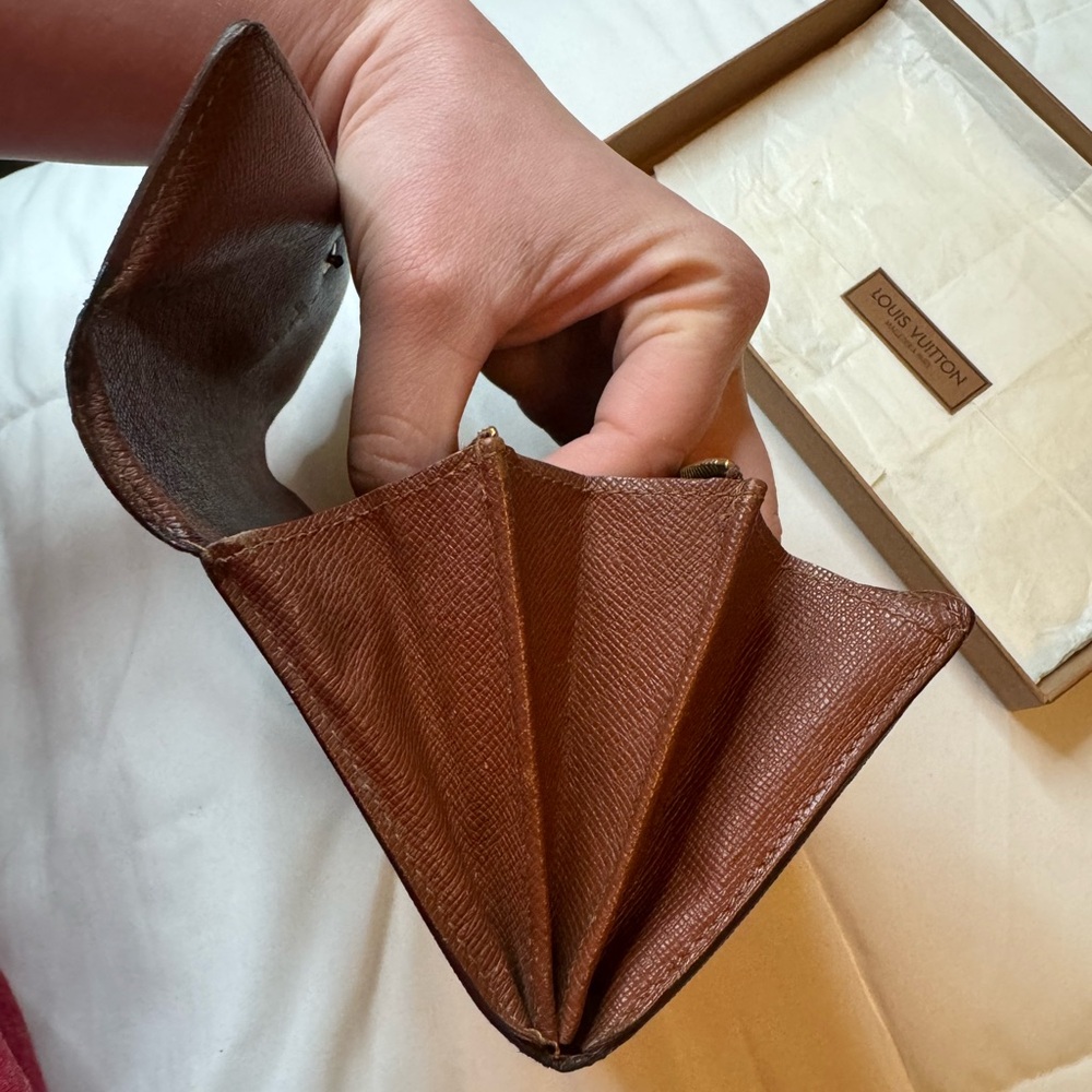 Louis Vuitton Monogram Sarah Long Wallet EUC With Box - Picture 13 of 16